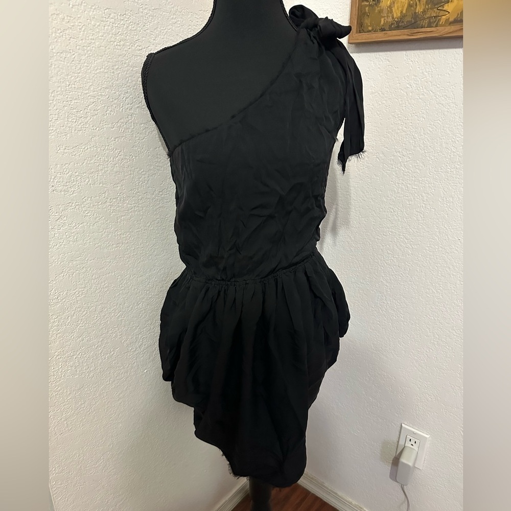 Alice + Olivia Silk One Shoulder Asymmetrical Black Mini Dress - Size XS